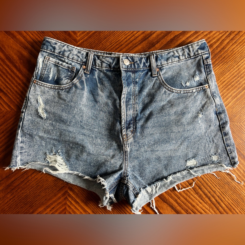 Distressed denim shorts